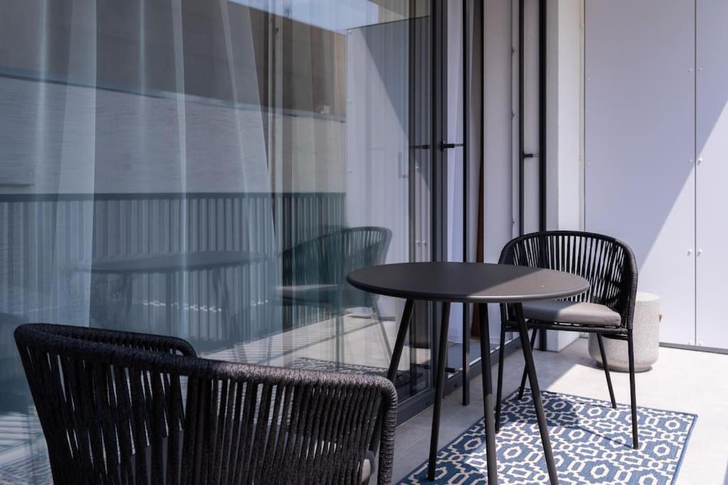 Parkside Harmony Apartment - Brno Buitenkant foto